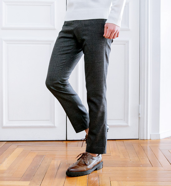 <br><font color="#fd0303">[365SALE]</font><br><font color="#2046a7">★교환/반품불가★</font><BR>눈을 감고 Pants