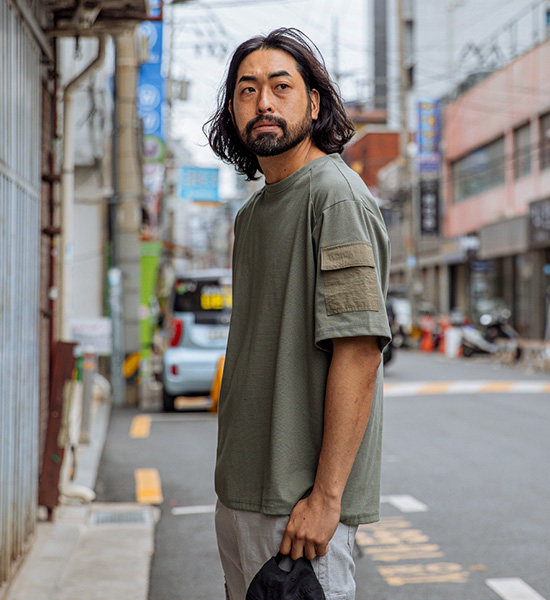 (M-5XL)<BR>아르다라 소매포켓 Short T shirts