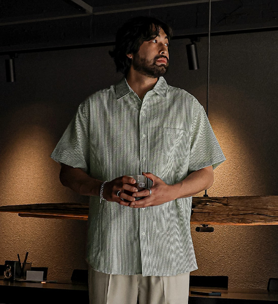 (L-5XL)<br>다드바 Stripe short-sleeved shirt