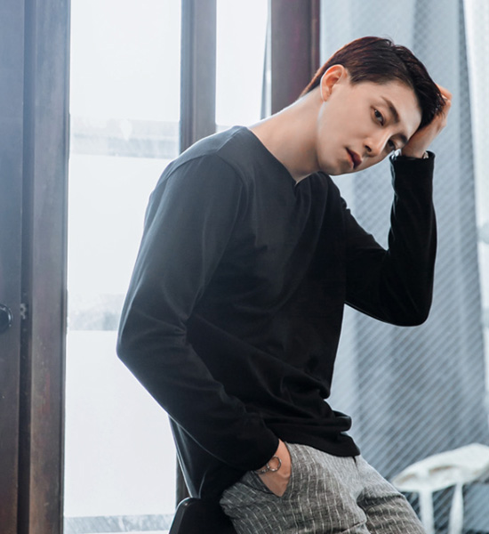 (L~5XL)<br>성공하면 Incision a long-sleeved t-shirt