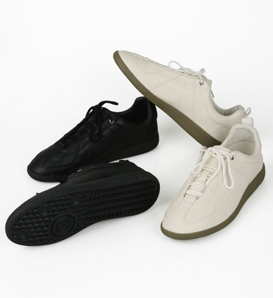 *오나코나 Sneakers