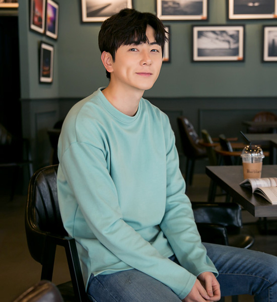 (L~5XL)<br>환절기 a long-sleeved t-shirt