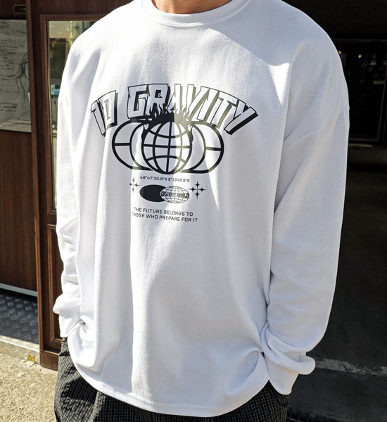 마빈크리 a long-sleeved t-shirt