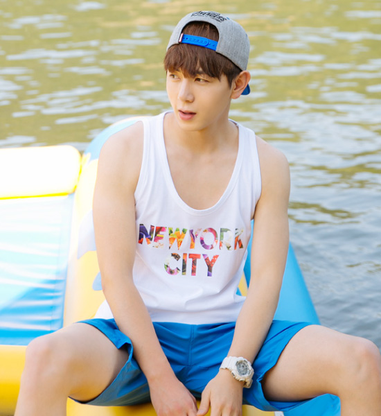(M~4XL)<br>아른거려 New York City Sleeveless
