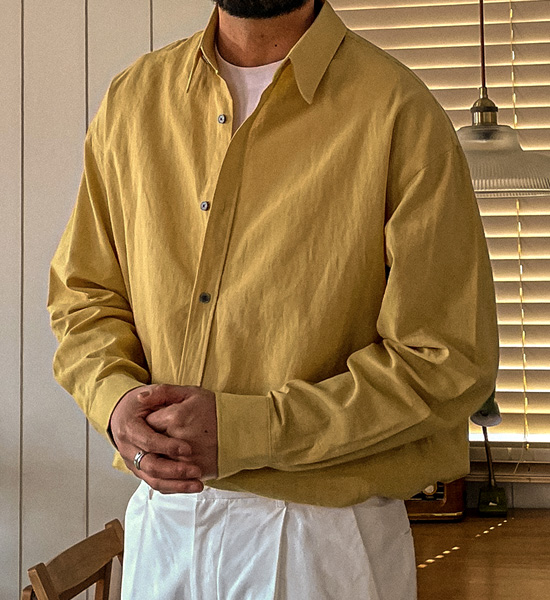 티아나트 a linen shirt