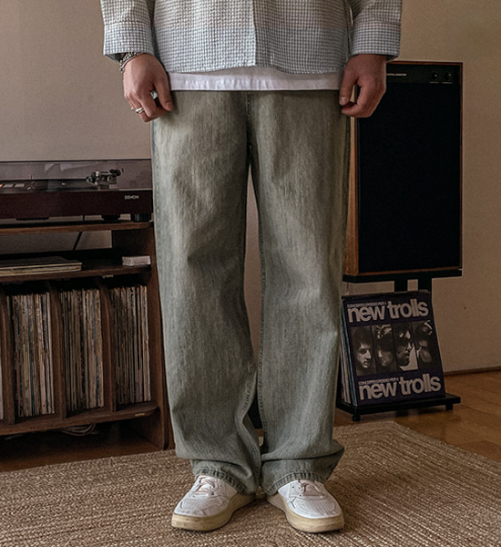 그라니타 Semi-wide fit denim pants