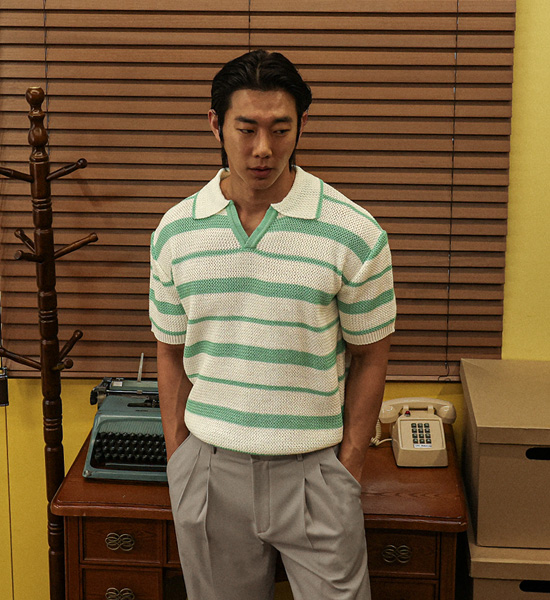 타우키 stripe short-sleeved collar knitwear
