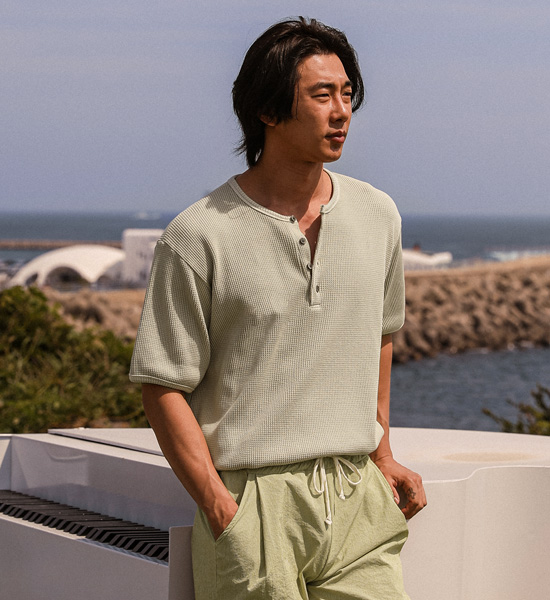 마이푸 pigment Henley neck short-sleeved T-shirt