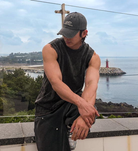 포사다드 Sleeveless shirts