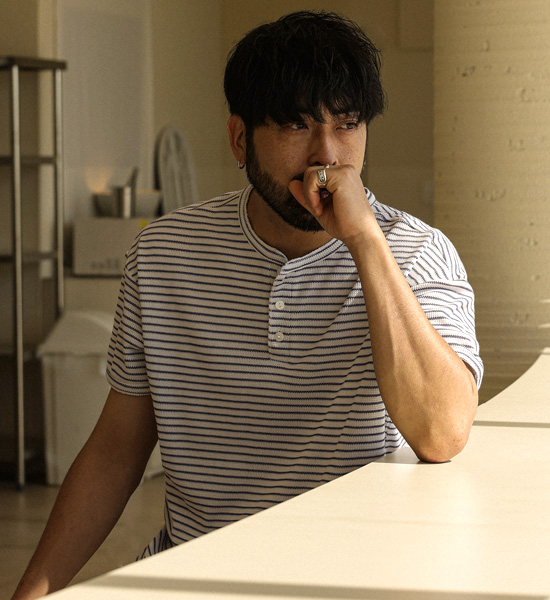 라반다 Stripe Henley neck short-sleeved T-shirt
