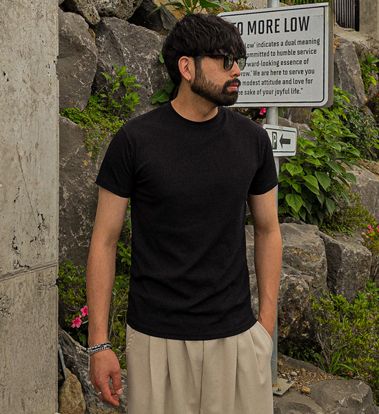 필라르 Short T shirts