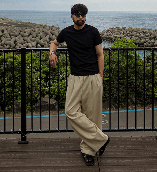 필라르 Short T shirts