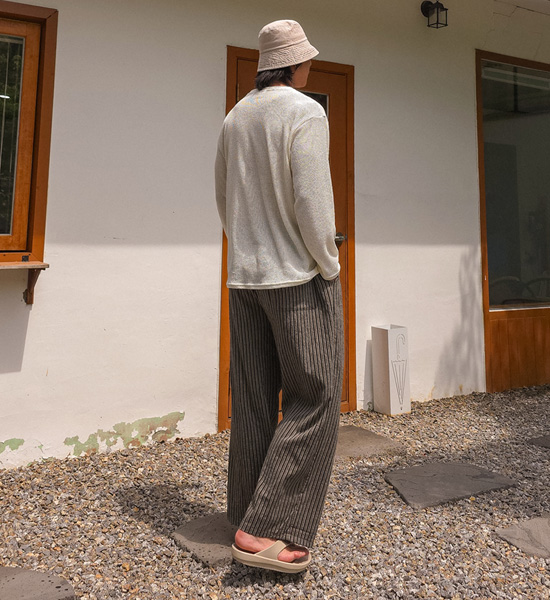 스톨린 Semi-wide fit Stripe banding pants