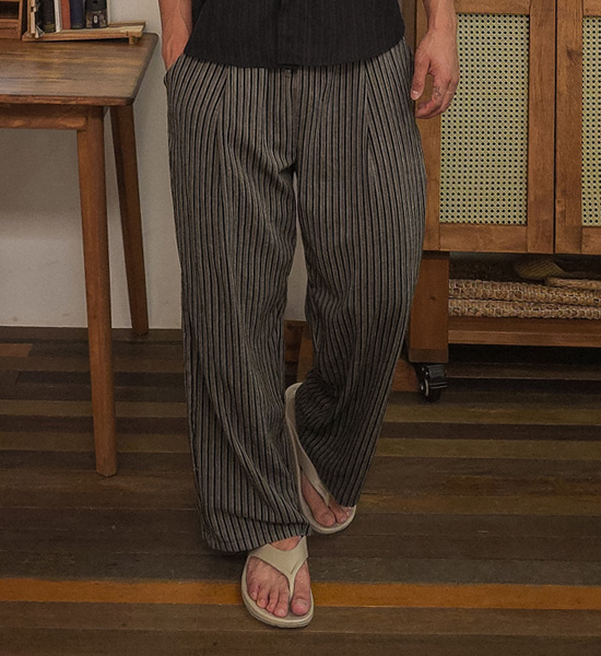 스톨린 Semi-wide fit Stripe banding pants
