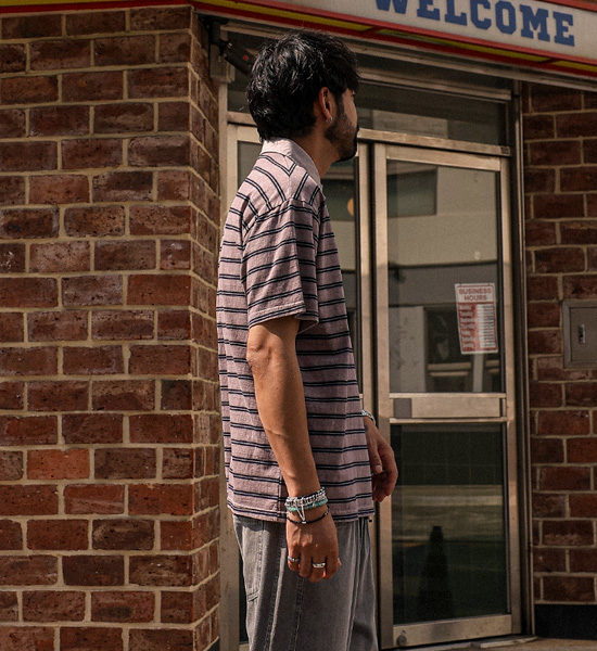 프라베츠 pigment stripe short-sleeved collar T-shirt