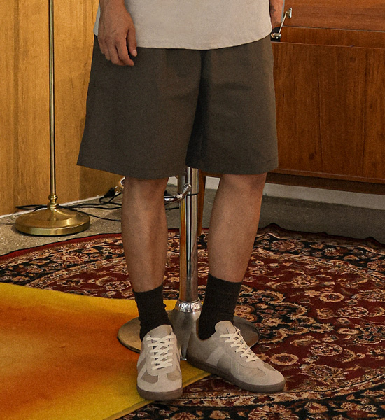 피카도 Banding Shorts