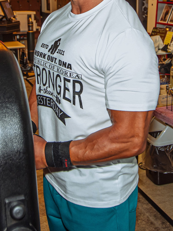 (L-4XL)<br>스트롱거 Short T shirts<br><font color="#072c81"><B>[ W.DNA ]</B></font>