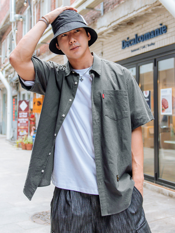 (L-5XL)<br>독보적인 patternless short-sleeved shirt