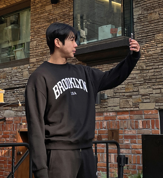 (L-6XL)<br>오피난 Brooklyn embroidered sweatshirt <br><font color="#098a09"><B>Select length (Basic,Long+6cm)</B></font>