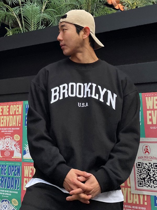 (L-6XL)<br>오피난 Brooklyn embroidered sweatshirt <br><font color="#098a09"><B>Select length (Basic,Long+6cm)</B></font>