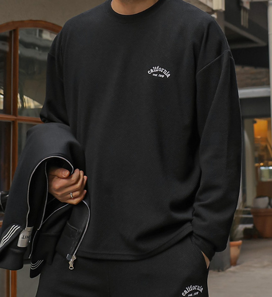 [SET](L-5XL)<BR>이크링 man-to-man T + 우키홀 Training Pants