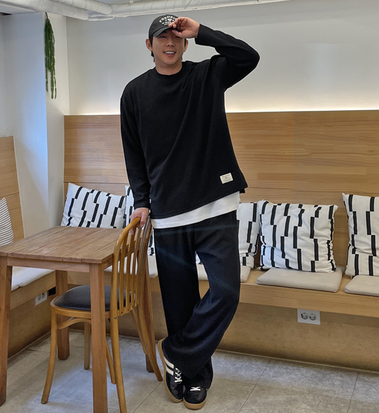 (XL-6XL)<br>루캉 Patch Long Sleeve T-shirt<br><font color="#fb5ec9"><B>[1+1]</B></font>