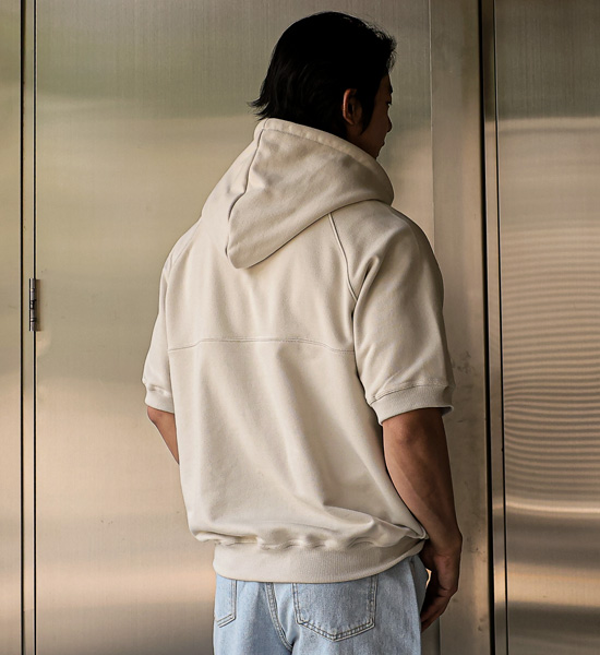 (XL-5XL)<br>카노치 incised hooded short sleeve