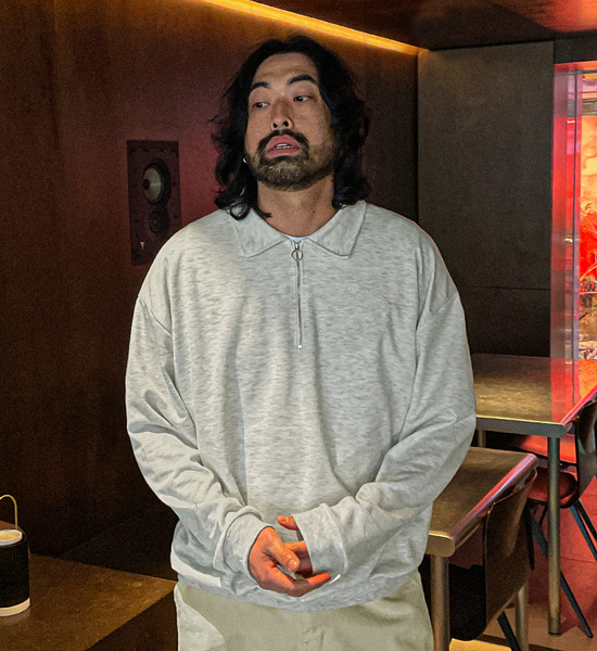 (XL-6XL)<br>아서드 collar sweatshirt