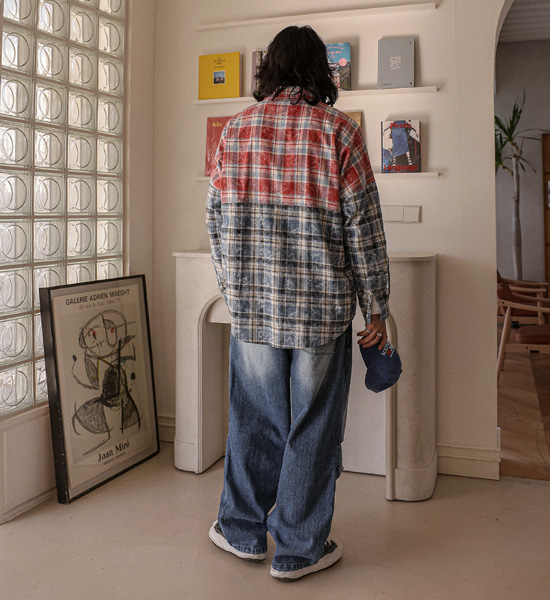 소카다 checkered shirt