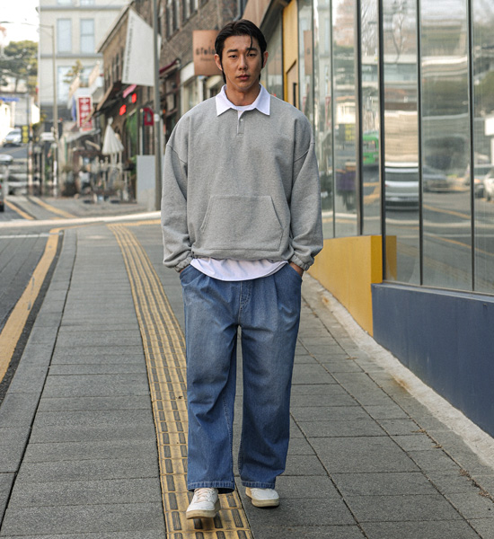 타키투파 collar sweatshirt