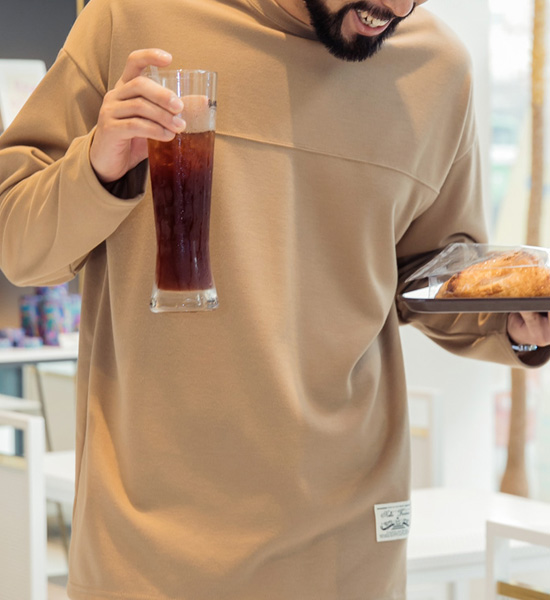 (L-5XL)<br>꺼내입어요 Incision a long-sleeved t-shirt<br><font color="#fb5ec9"><B>[1+1]</B></font>