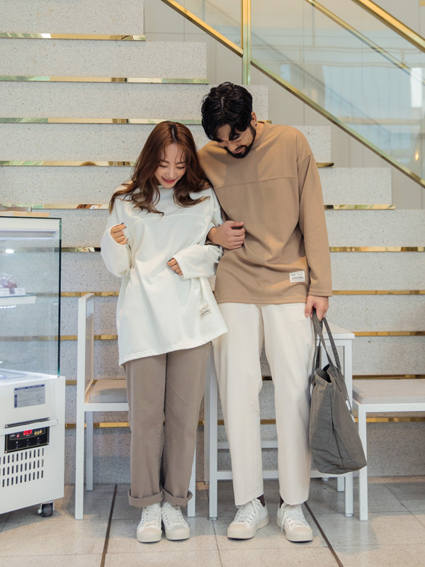 (M-5XL)<br>꺼내입어요 Incision a long-sleeved t-shirt<br><font color="#fb5ec9"><B>[1+1]</B></font>