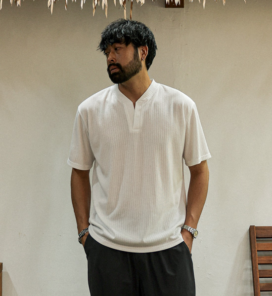 (L-4XL)<br>클린치 Henley neck Short T shirts