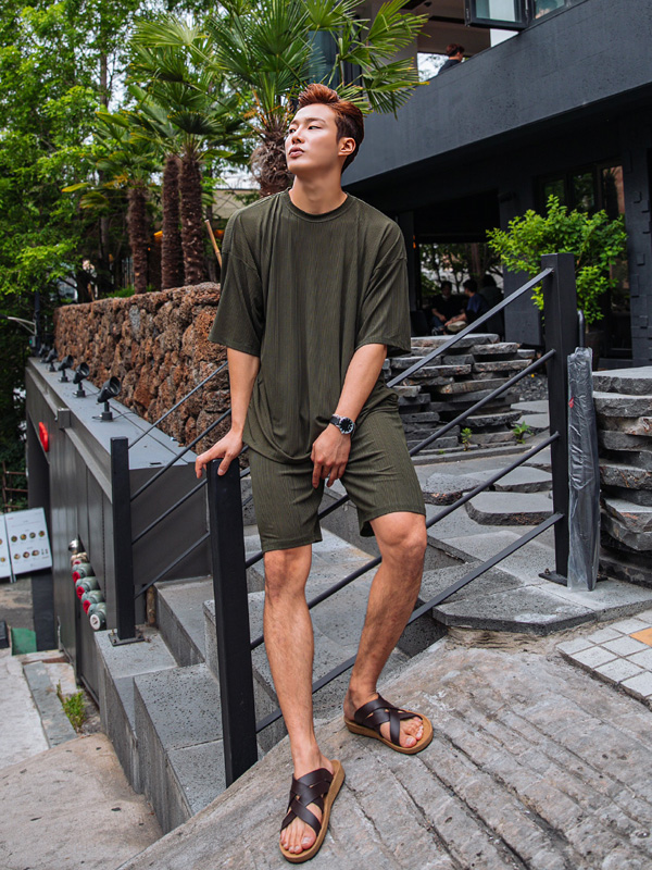 (L-5XL)<BR>베이드 Pleats Short T shirts+리스터 Pleats Banding Shorts