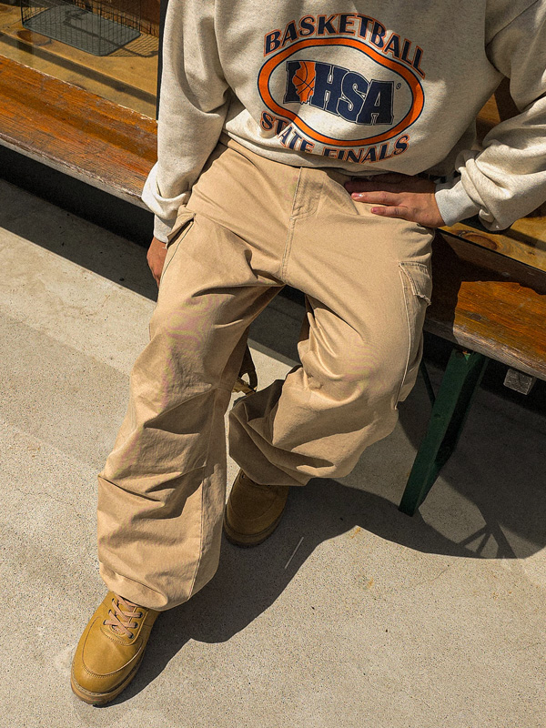 리우보틴 Semi-wide fit Back banding cargo pants