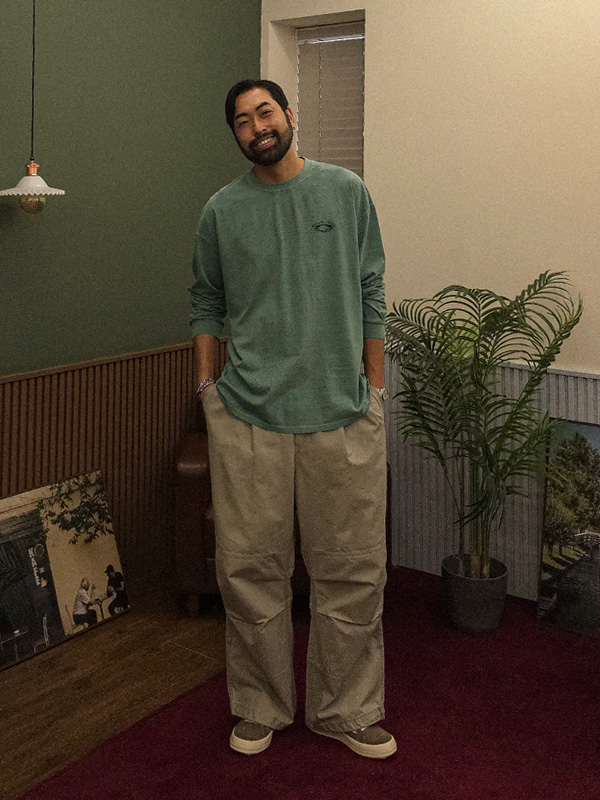 하다치 Semi-wide fit banding pants