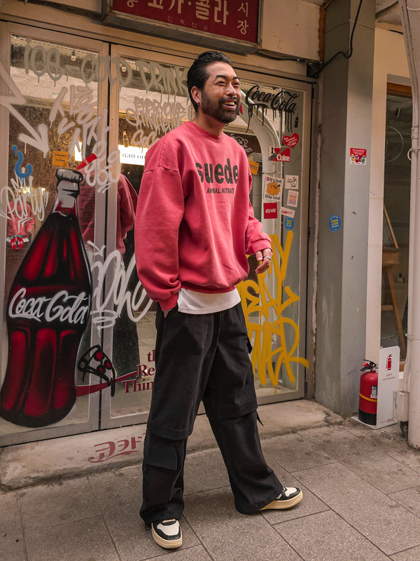 스크라딘 pigment a napping sweatshirt