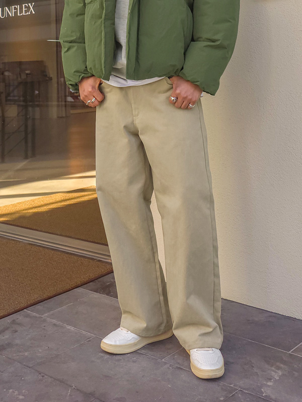 카라토로 Semi-wide fit 뒷밴딩팬츠