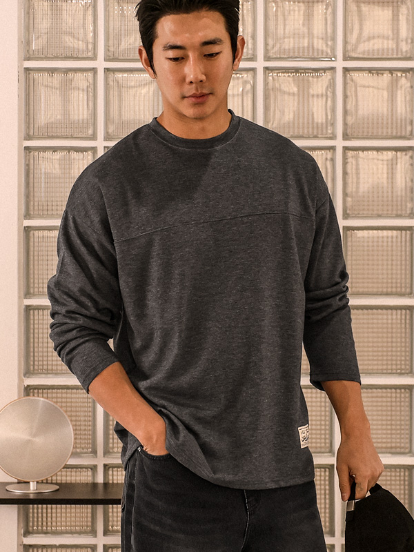 (L-5XL)<br>꺼내입어요 Incision a long-sleeved t-shirt