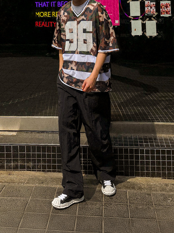 곤디아 Semi-wide fit nylon banding pants