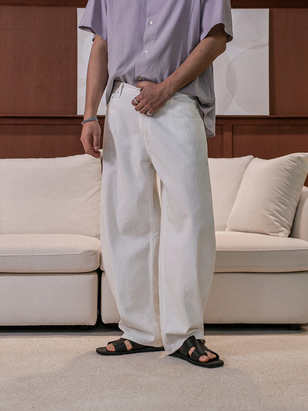 우스치카 커브드 cotton pants