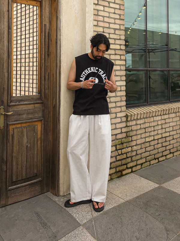 크레스트 Sleeveless shirts