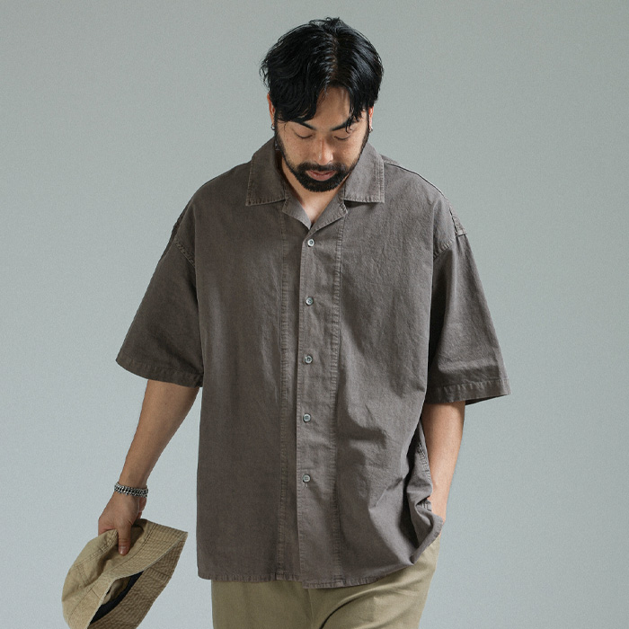 야링가 pigment short-sleeved shirt